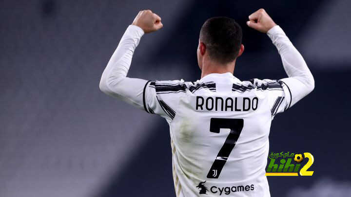 بنزيما الوحيد الذي لم يفشل بعد رونالدو