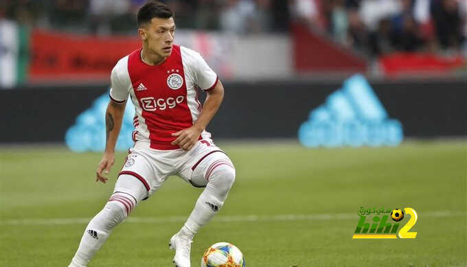 برشلونة يرصد التعاقد مع نجم أياكس