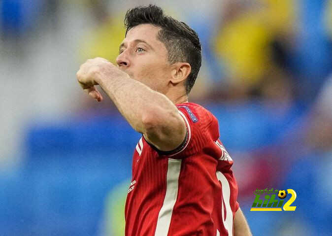 ليفاندوفسكي .. مع بولندا لن تفعلها أبدًا