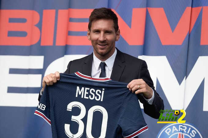 بالفيديو.. ميسي يُشارك في التدريبات لأول مرة مع باريس سان جيرمان
