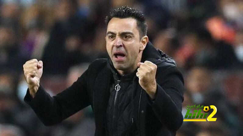 هل يمكن لوم تشافي إن فشل برشلونة أمام بنفيكا؟