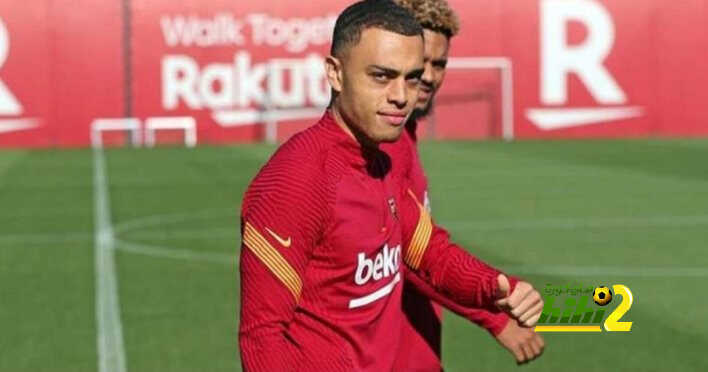 أسباب جعلت برشلونة يعرض ديست للبيع