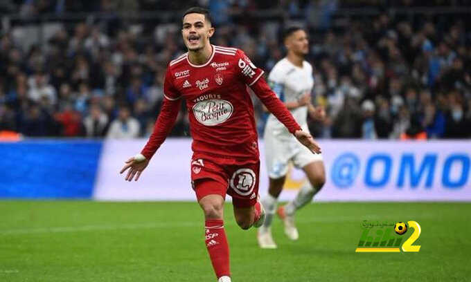 فيفر يستمر على رادار الميلان