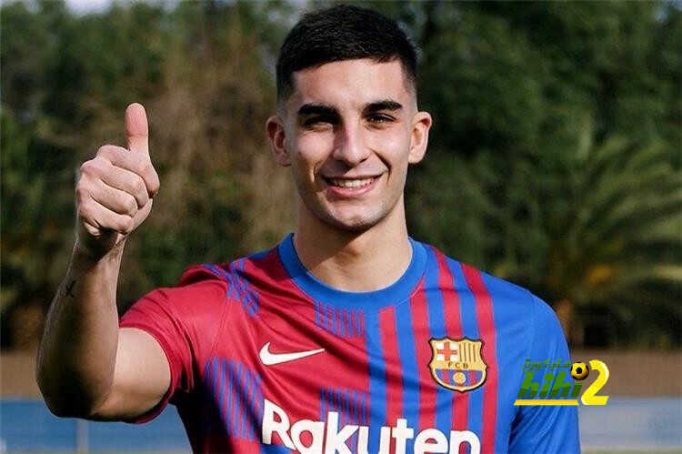 سر ذهاب فيران توريس إلى غرفة خلع ملابس أتلتيكو مدريد
