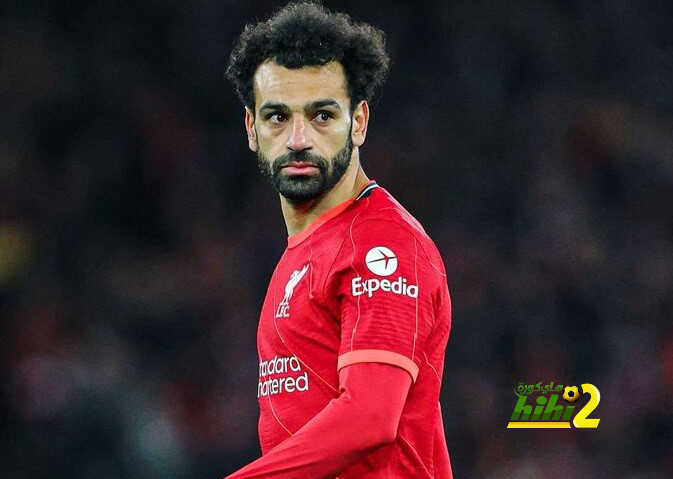 نجم ليفربول السابق يحذر محمد صلاح من مصير توريس