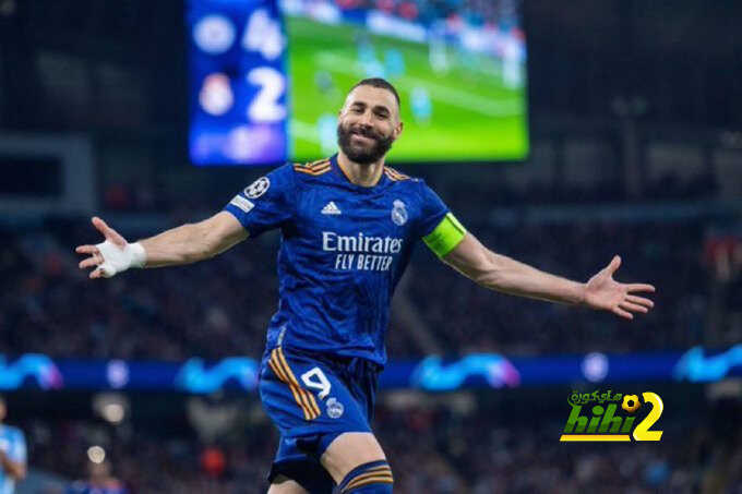 لماذا كريم بنزيما من أفضل عشرة لاعبين في تاريخ ريال مدريد ؟