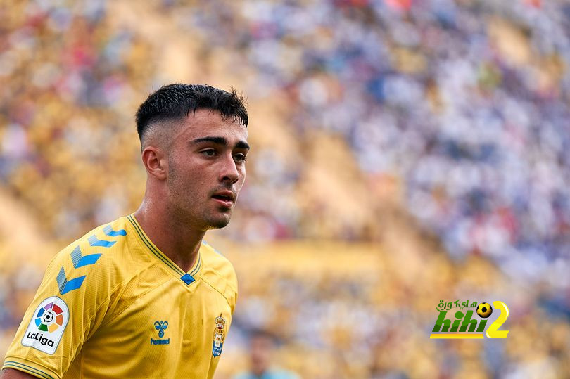 ليفربول ينضم لسباق التعاقد مع بيدرى الجديد