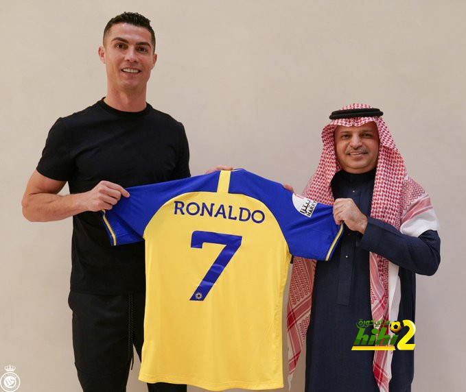 من ترك الاخر :  كريستيانو رونالدو ام اوروبا ؟