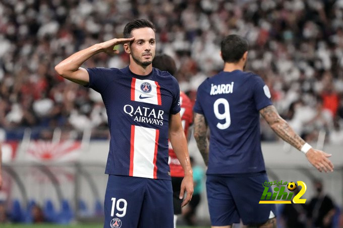 سارابيا يقترب من الدوري الإنجليزي