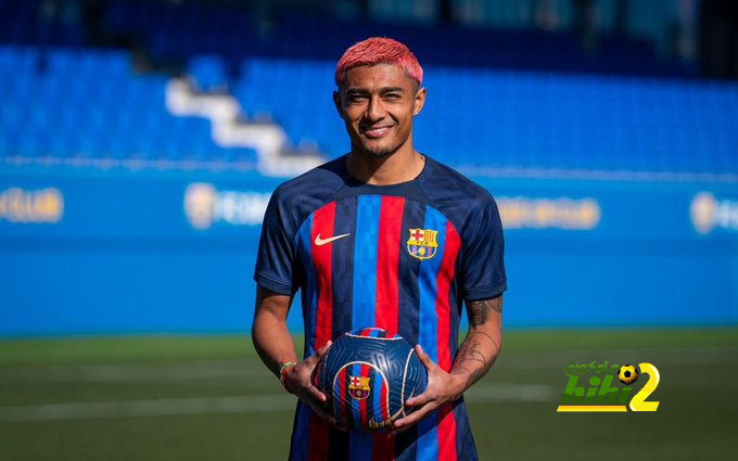 لماذا تعاقد برشلونة مع جوليان أراخو ؟