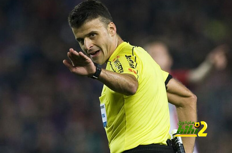 أنشيلوتي يتحدث عن حكم مباراة الكلاسيكو أمام برشلونة