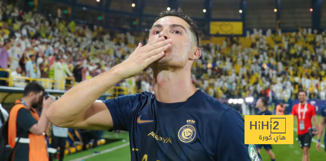 ماذا قال رونالدو للاعبي النصر قبل مواجهة الدحيل؟