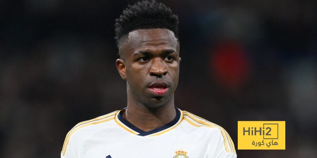 الأرقام تفضح فينيسيوس.. عبء على ريال مدريد لا يمكن إنكاره!