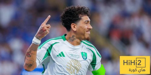 فيرمينو: أبذل قصارى جهدي لرد الجميل لجماهير الأهلي