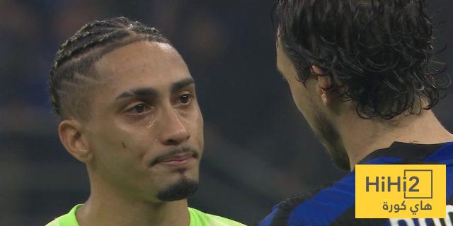 الجماهير تحسمها: هل الحكم سبب إقصاء برشلونة من دوري الأبطال؟