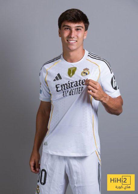 ريال مدريد يسجل الهدف الأول أمام الهلال ريال مدريد يسجل الهدف الأول أمام الهلال