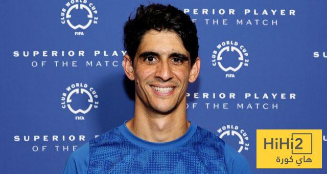رسالة تفاؤل من بونو لجماهير الهلال بعد التعادل مع سالزبورغ