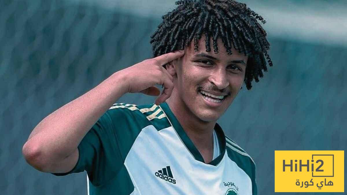 صورة : أول ظهور لـ عبدالملك الجابر بعد خضوعه لعملية جراحية