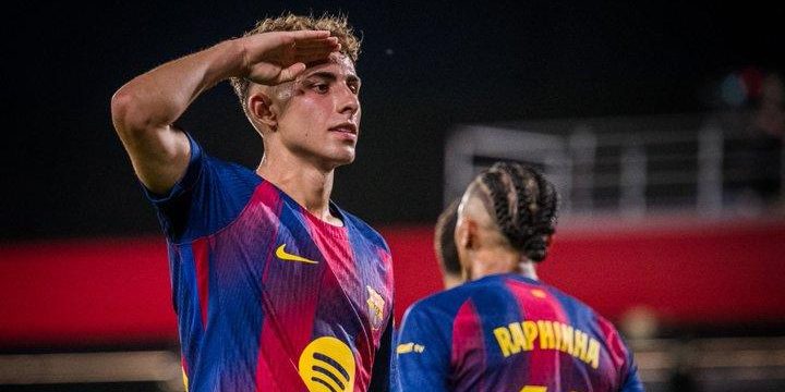 برشلونة يضيف الهدف الثاني في شباك كومو