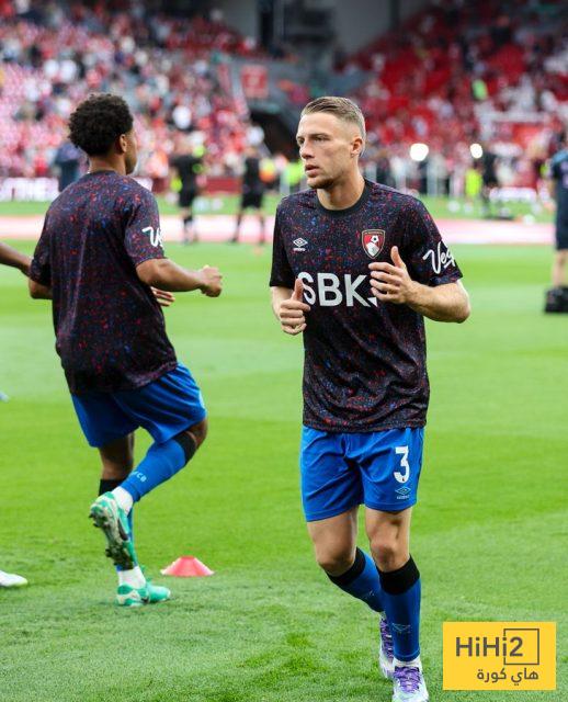 بورنموث يقلص الفارق أمام ليفربول بورنموث يقلص الفارق أمام ليفربول