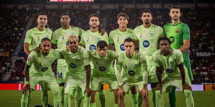برشلونة يتأخر بثنائية امام ليفانتي في الشوط الأول
