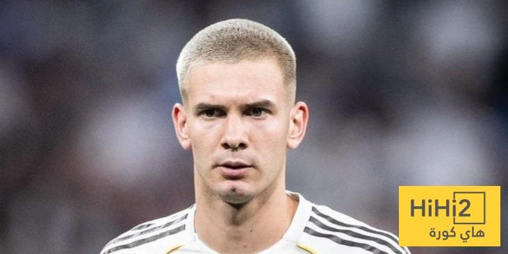 ذكريات الطفولة: صورة لاعب ريال مدريد الجديد بقميص برشلونة