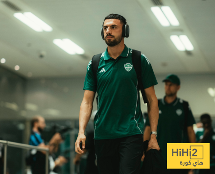 صور : شاهد وصول النادي الأهلي لمواجهة نيوم 8 صور : شاهد وصول النادي الأهلي لمواجهة نيوم 7