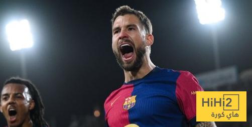 مارتينيز يكشف عن خليفته في برشلونة
