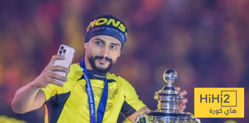 لماذا يتمسك العمري بالانتقال إلى الاتحاد ؟