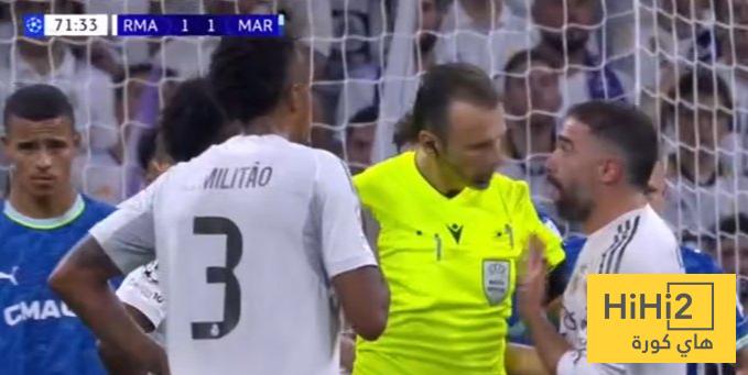 كم بطاقة حمراء تحصل عليها كارفخال في دوري الأبطال؟