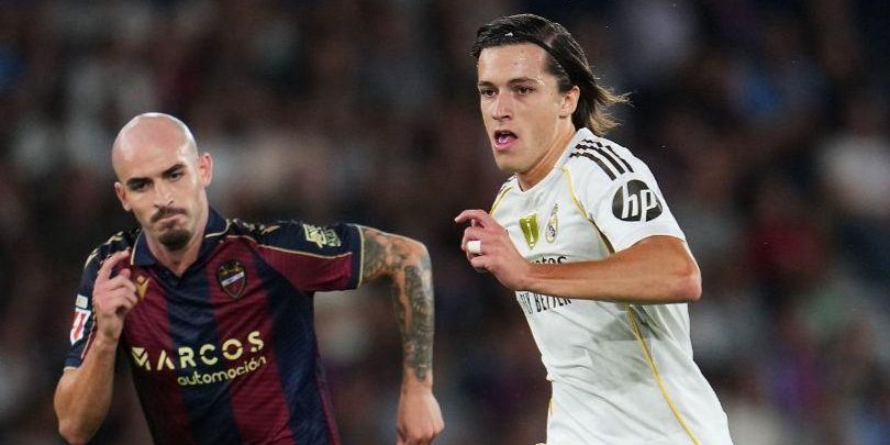 كاريراس يواصل أرقامه المبهرة مع ريال مدريد