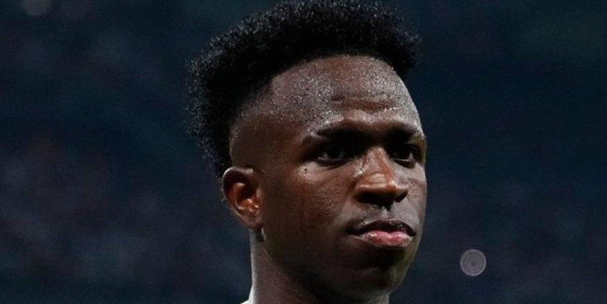 لاعب ريال مدريد وراءغضب فينيسيوس في مباراة كيرات ألماتي!