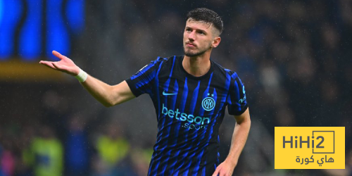 إنتر ميلان يتخطى فيورنتينا بثلاثية نظيفة