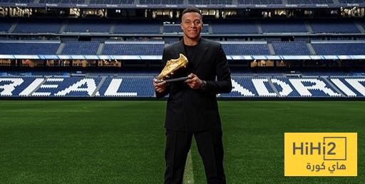 مبابي يعلق على مقارنته بكريستيانو رونالدو