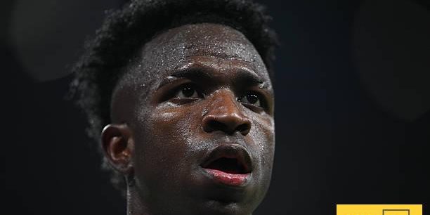 فينيسيوس ليس ميسي…!