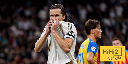 عين على كاريراس في مباراة فالنسيا