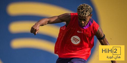 نتائج آخر 4 مباريات بين برشلونة وإلتشي