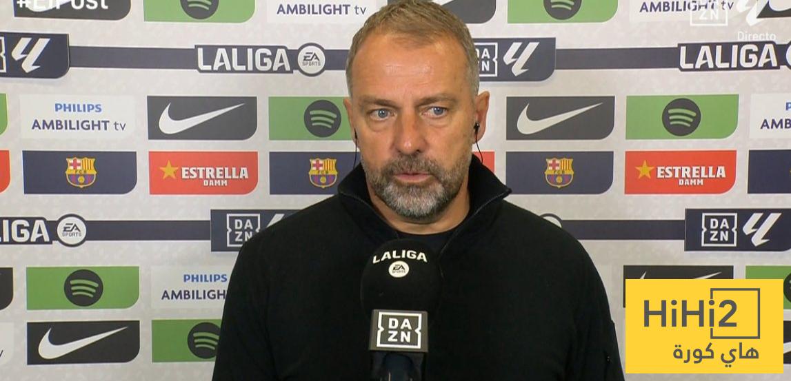 فليك يرد على شائعات رحيله عن برشلونة بكلمة واحدة فقط