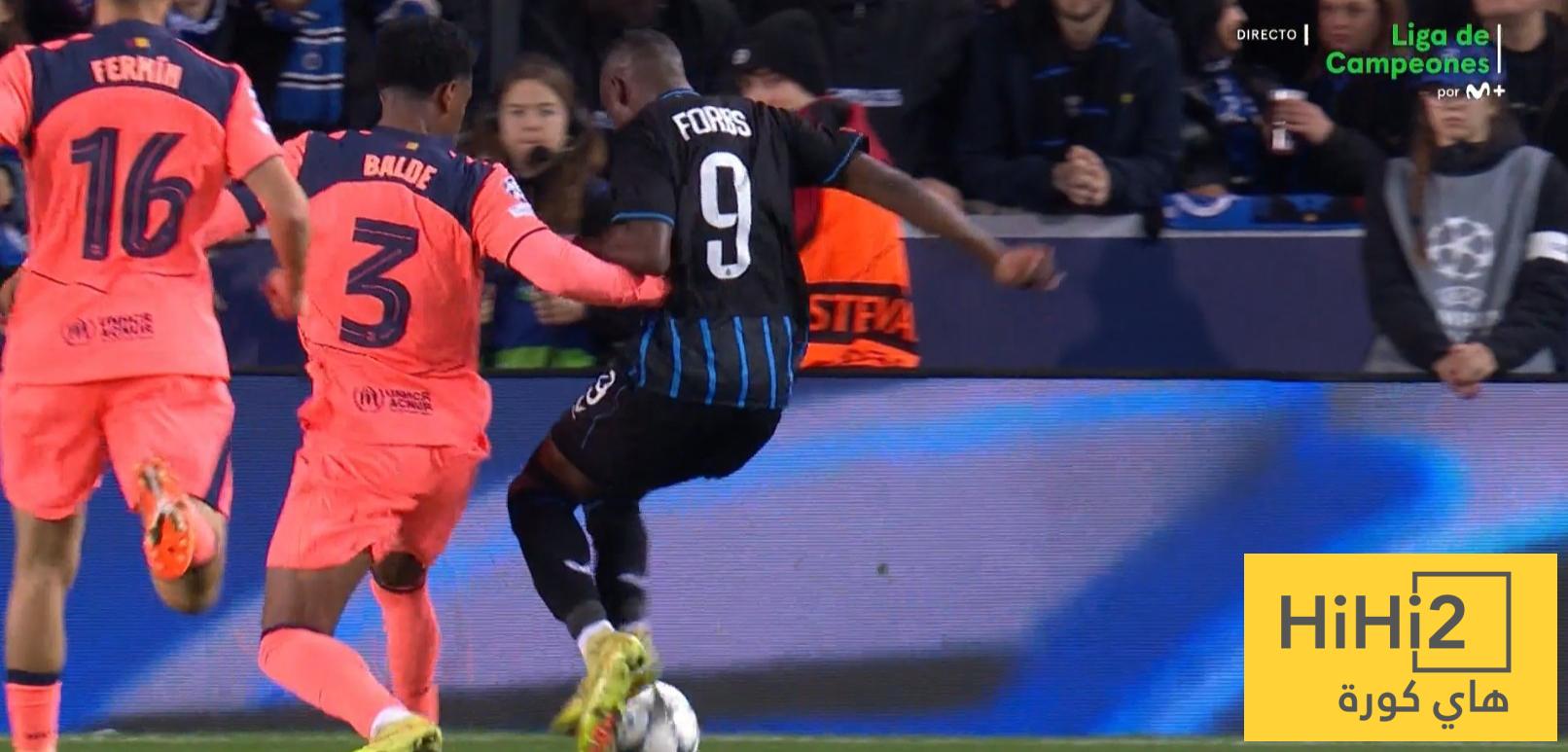 هل حُرم كلوب بروج من ركلة جزاء أمام برشلونة ؟