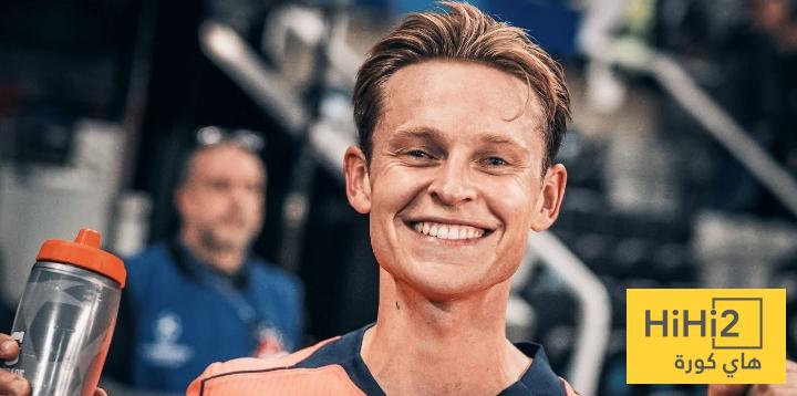 الأرقام تؤكد.. لا غنى عن فرينكي دي يونغ في خط الوسط