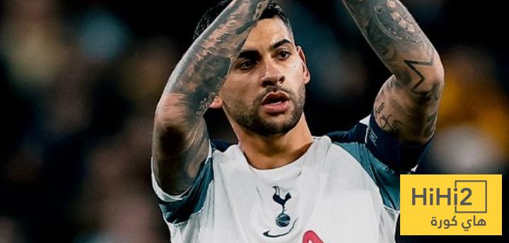 روميرو يغادر مباراة مانشستر يونايتد