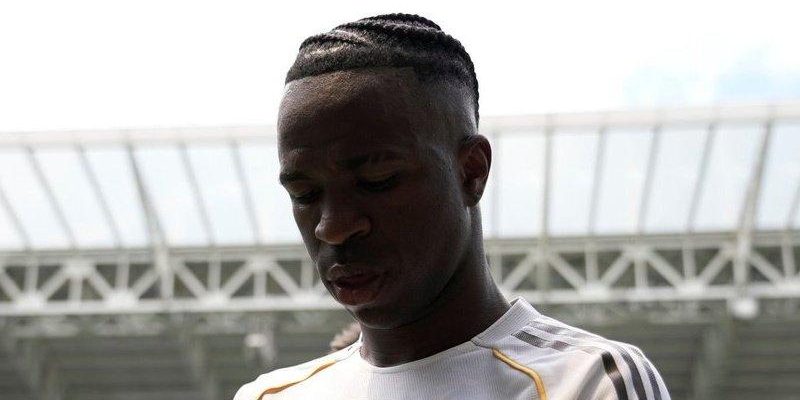 ريال مدريد يحدد سعر فينيسيوس