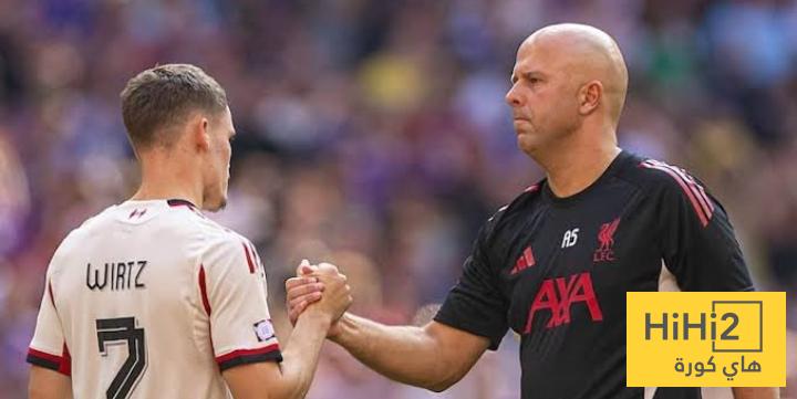 والد فيرتز: سلوت أقنعه بالانضمام لليفربول