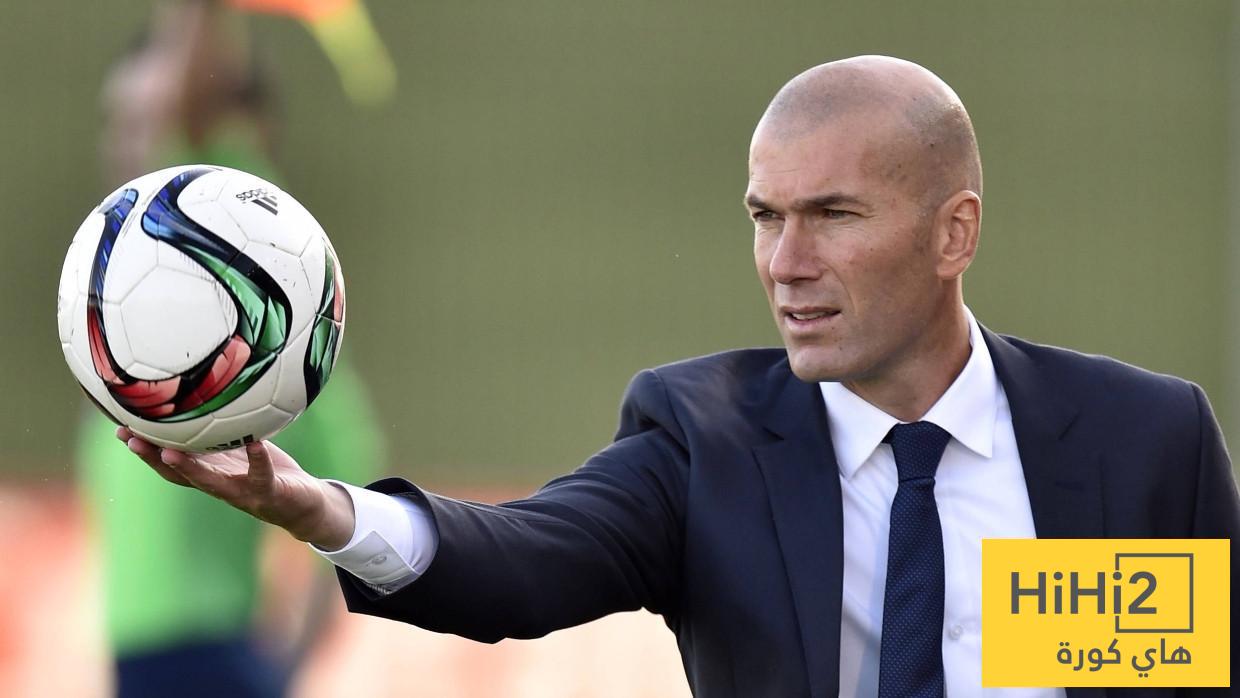 صورة : الكشف عن خطة زين الدين زيدان وكيف انتصر على برشلونة في أول كلاسيكو