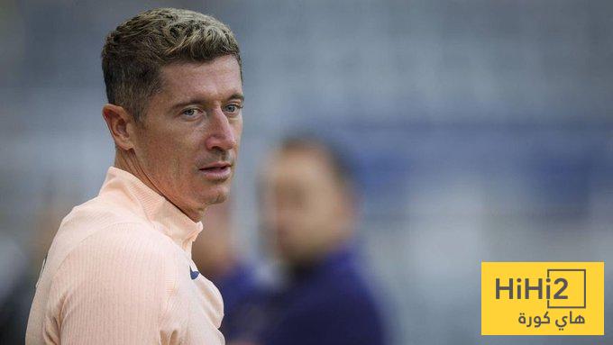 ليفاندوفسكي .. حل أزمة برشلونة !