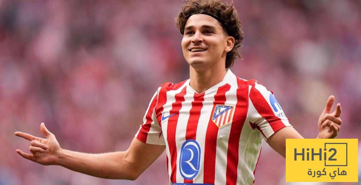 هل يفكر برشلونة في التعاقد مع ألفاريز كبديل لـ ليفاندوفسكي ؟