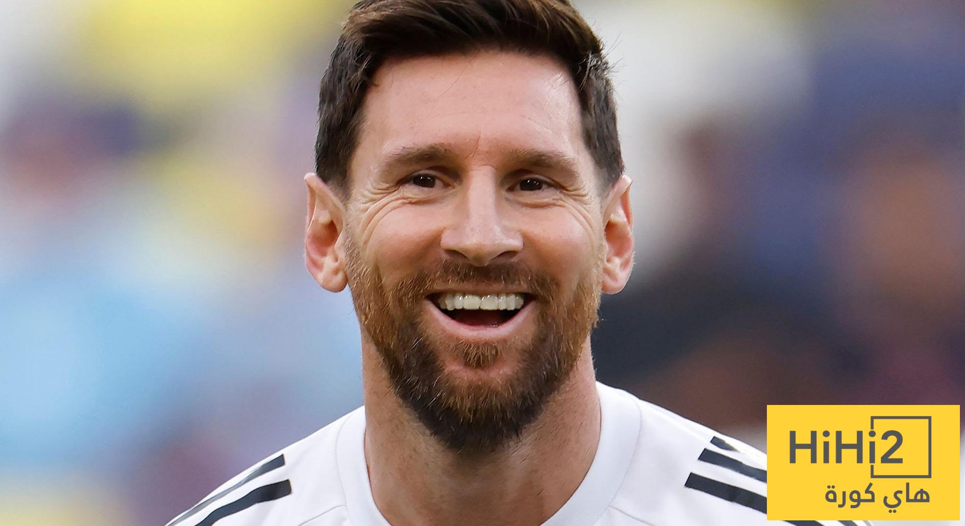 ميسي بقميص الأخدود .. حلم مثير للاعب الفريق !