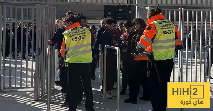 جماهير برشلونة تتوافد على ملعب الكامب نو قبل لقاء بيلباو