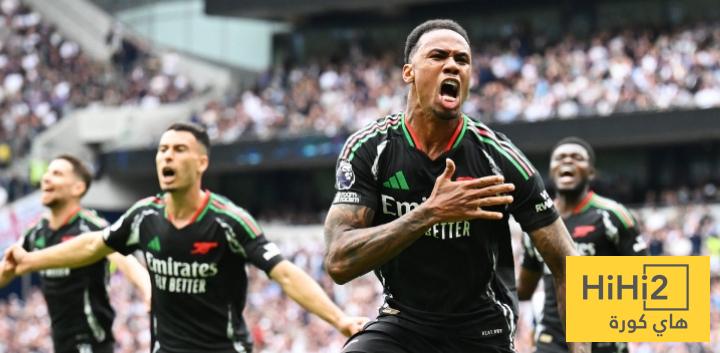 أفضل 10 لاعبين من أرسنال في الدوري الانجليزي