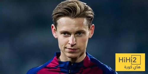 دي يونغ لاعب لا يصلح للمباريات !